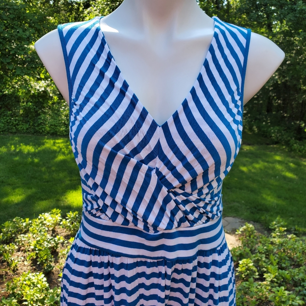 Neiman Marcus Blue and White Stripes Dress - Picture 3 of 11
